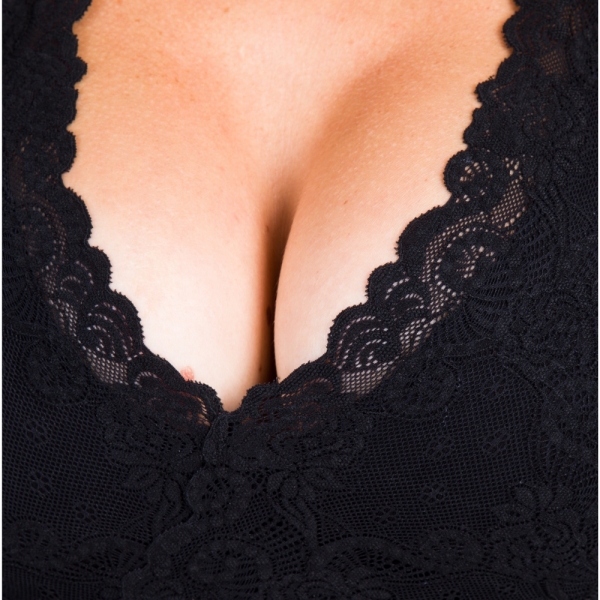 PI premium sexy Spitzen-BH nach einer Brustvergrößerung | LIPOELASTIC